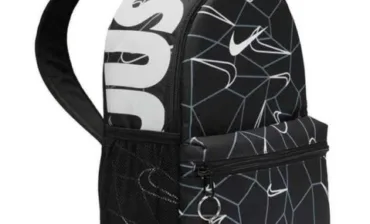Mały sportowy plecak plecaczek Nike Brasilia JDI DB3248-010