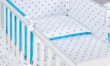 Mamo-Tato dwustronna rozbieralna pościel dla niemowląt 3-el Gwiazdki szare i niebieskie / niebieski do łóżeczka 60x120 cm