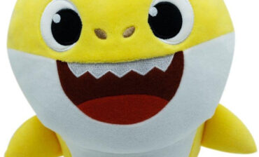 Pinkfong Maskotka Baby Shark śpiewająca żółta 125461