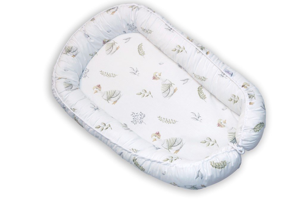 Gniazdko niemowlęce Prestige natural cotton 55x80 białe liście gałązki materacyk pozycjonujący