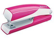 Leitz Zszywacz MiniWOW metalowy, różowy metalik 55281023